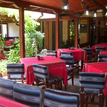 Ivanovo Hanche بيت ضيافة
