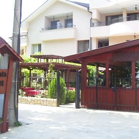 Ivanovo Hanche بيت ضيافة